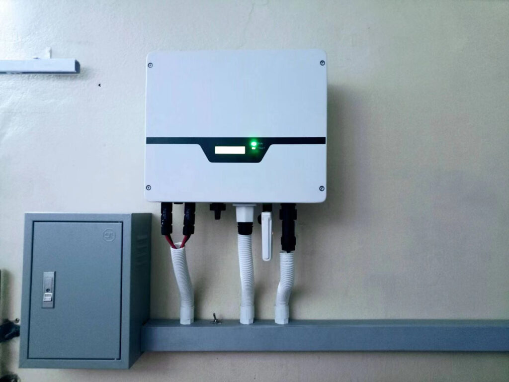 Solar R1 Small Shape brings big Revenue—CDS R1 Macro Series solar inverter ...