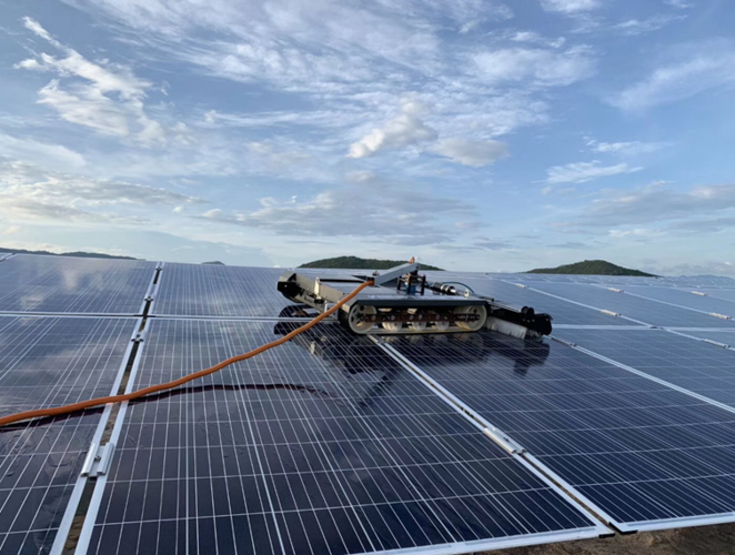 Photovoltaic power generation module cleaning